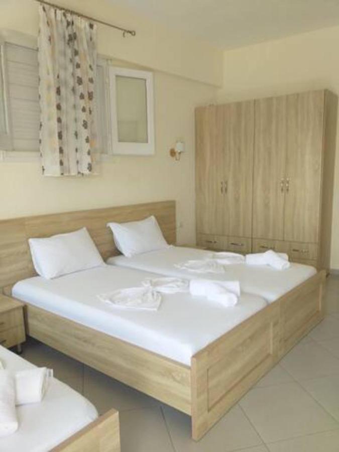סרנדה Vasili Sunstay Apartments מראה חיצוני תמונה