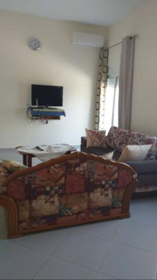 סרנדה Vasili Sunstay Apartments מראה חיצוני תמונה