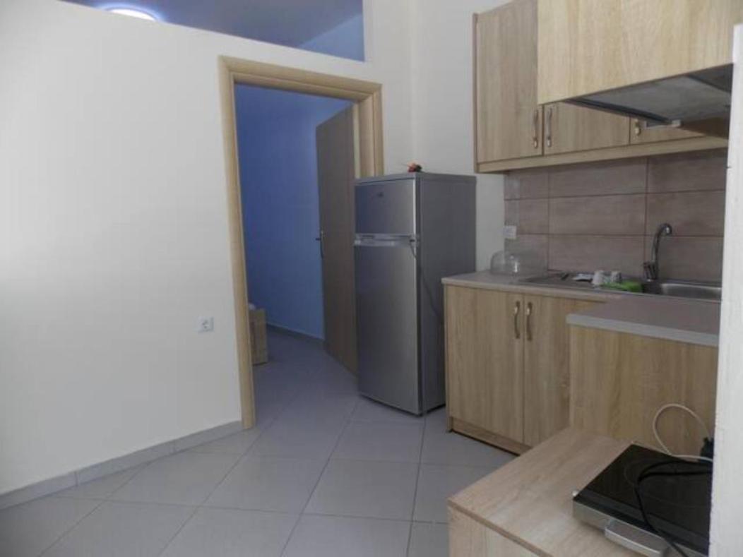 סרנדה Vasili Sunstay Apartments מראה חיצוני תמונה