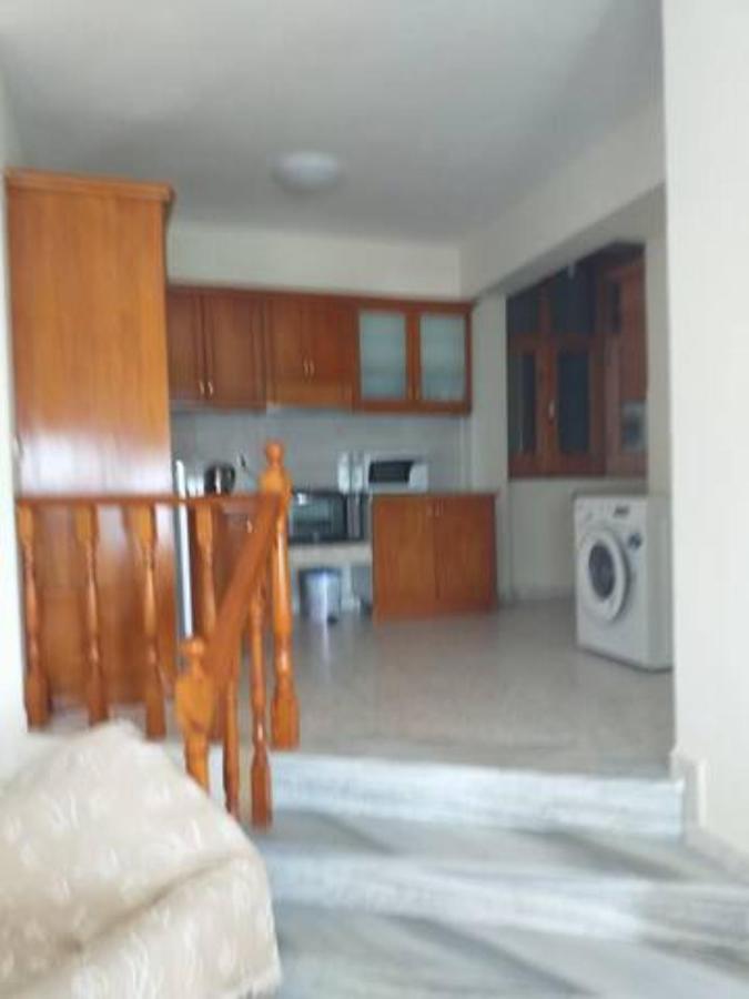 סרנדה Vasili Sunstay Apartments מראה חיצוני תמונה