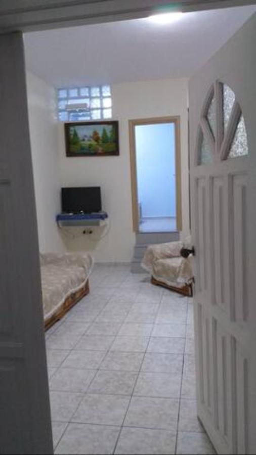 סרנדה Vasili Sunstay Apartments מראה חיצוני תמונה