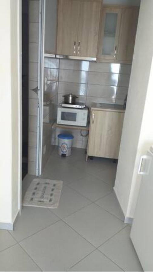 סרנדה Vasili Sunstay Apartments מראה חיצוני תמונה