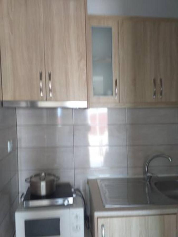 סרנדה Vasili Sunstay Apartments מראה חיצוני תמונה
