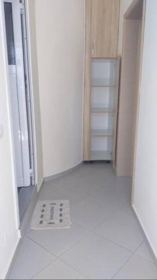 סרנדה Vasili Sunstay Apartments מראה חיצוני תמונה