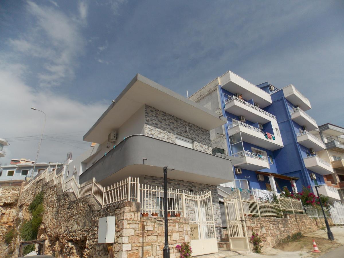 סרנדה Vasili Sunstay Apartments מראה חיצוני תמונה