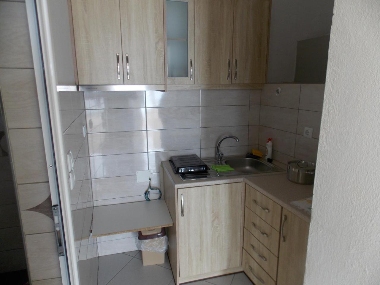 סרנדה Vasili Sunstay Apartments מראה חיצוני תמונה